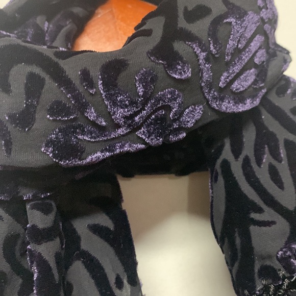 Black Iridescent & Sheer Scarf - Picture 2 of 2